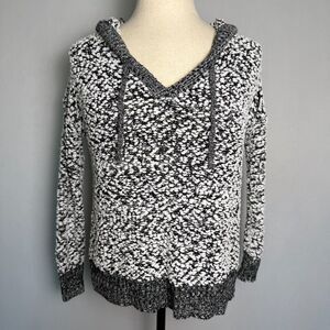 Almost Famous Black & White V-Neck Hoodie Sweater, Sz L, Soft & Comfy, 2/$15